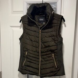 Stylish Olive Puffer Vest for Women